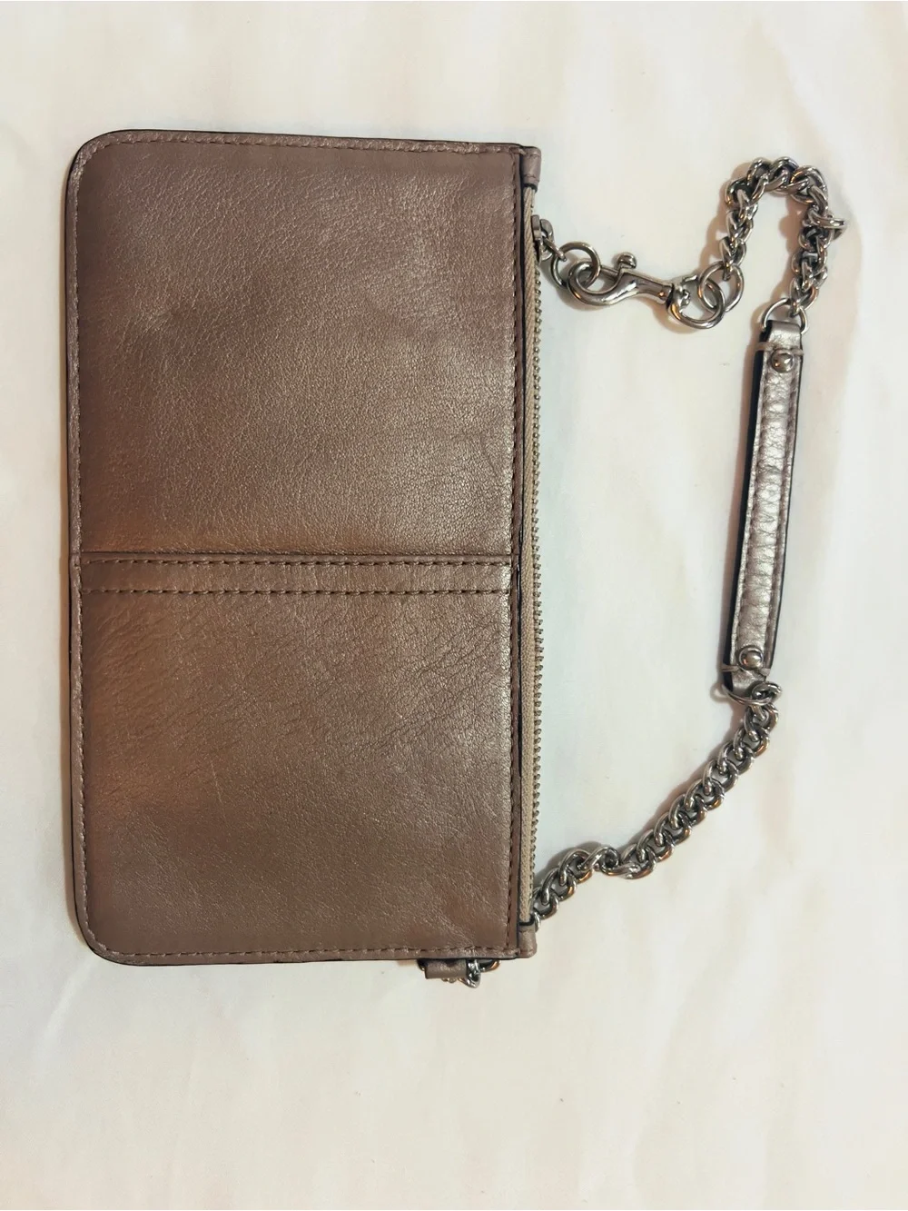 💚Coach Gunmetal Metallic Leather Wristlet with Chain Strap Y2K wristlet clutch 🩷